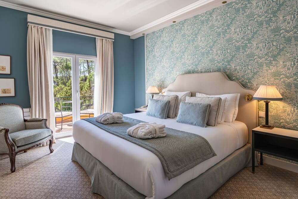 A bedroom at Longevity Senses Cascais