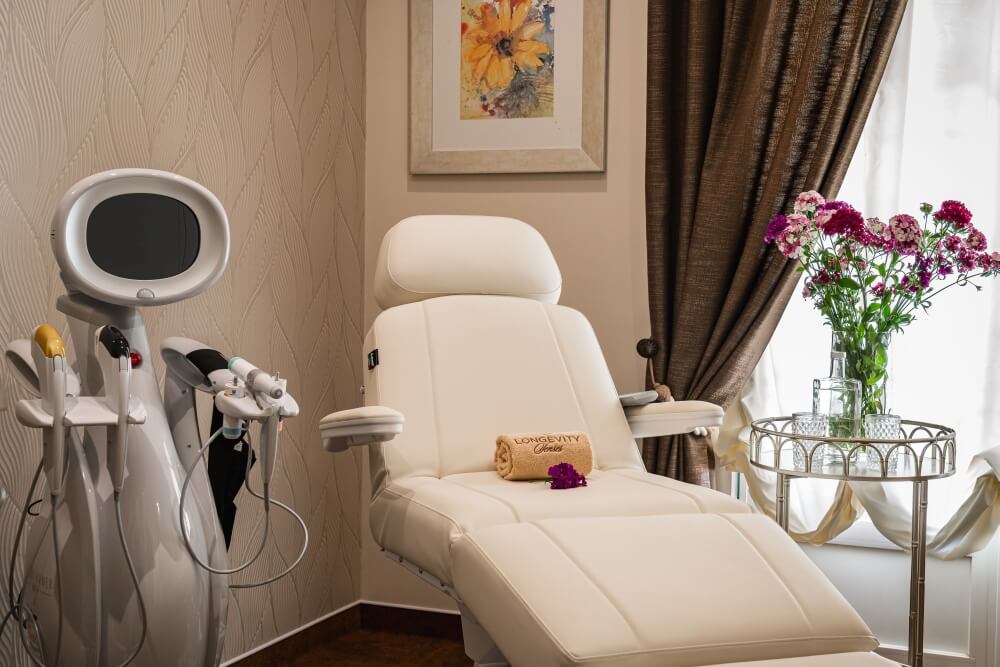 A chair in the spa at Longevity Senses Cascais